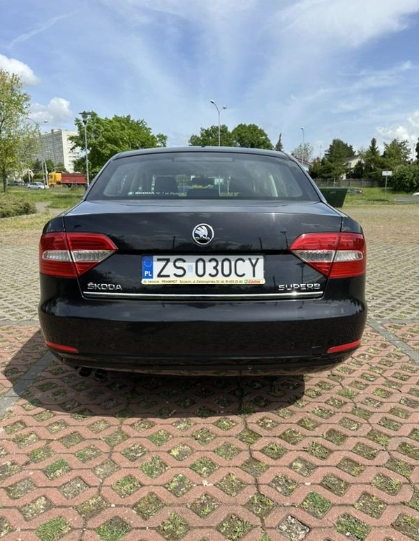 Skoda Superb cena 46500 przebieg: 65478, rok produkcji 2015 z Szczecin małe 106